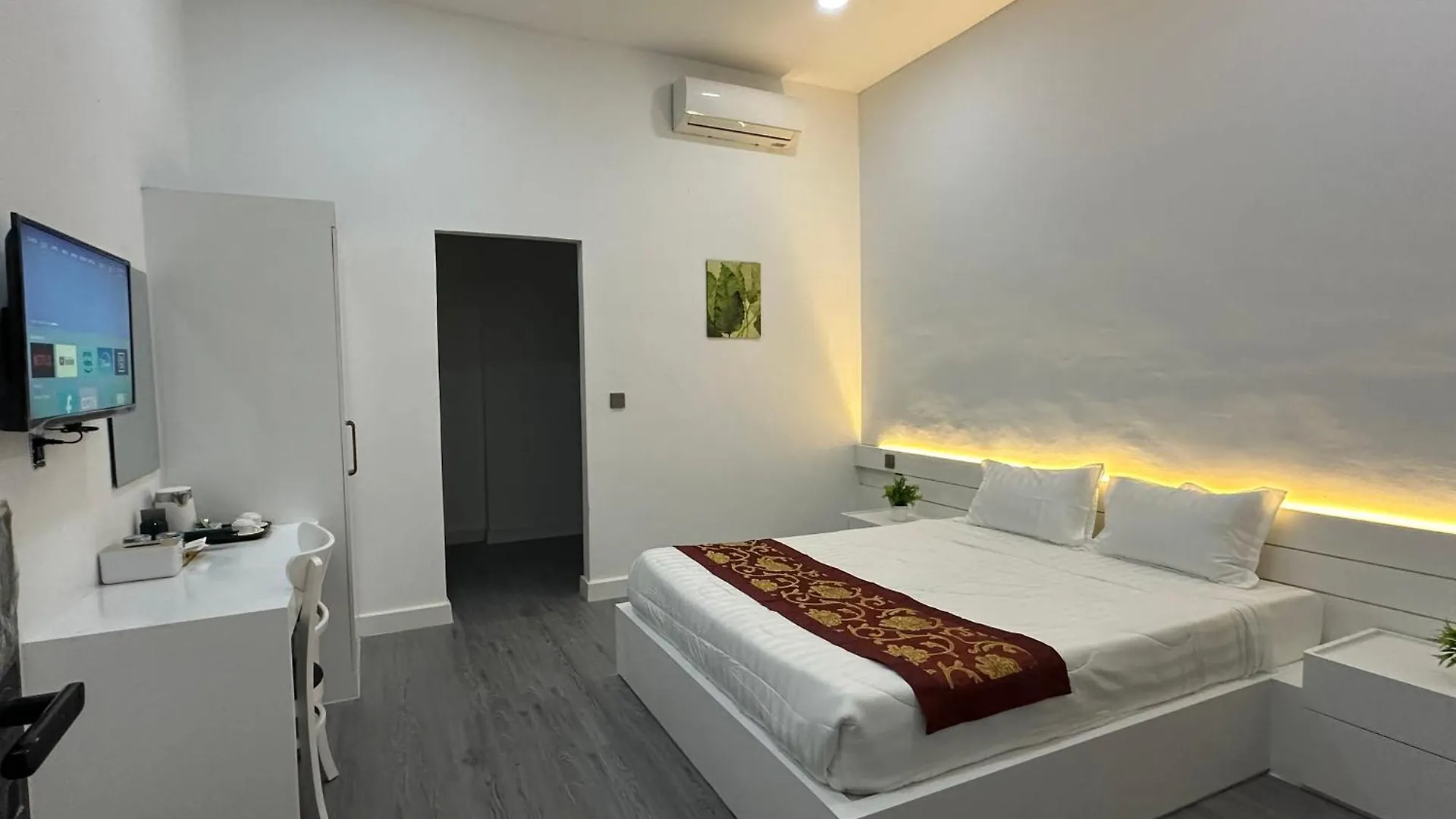 The Aura Residence Sihanoukville 0*,